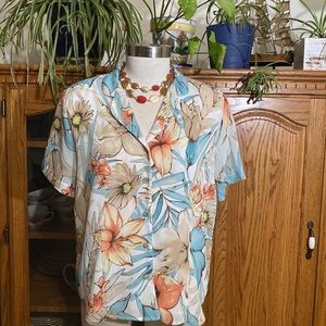 Alfred Dunner short sleeve lined floral button up blouse, Size 10, beige & blue
